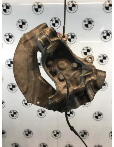 Fusee avant droit BMW SERIE 7 E65 PHASE 1 