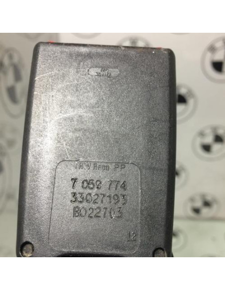 Attache ceinture arriere centrale BMW SERIE 5 E60 PHASE 1 