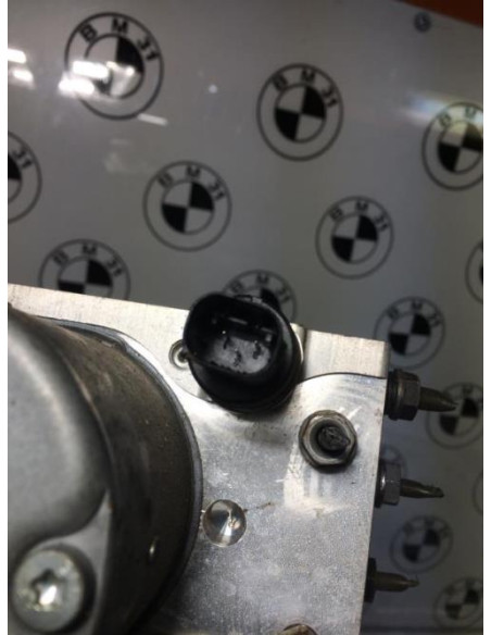 Bloc ABS (freins anti-blocage) BMW SERIE 3 E46 PHASE 2 Essence