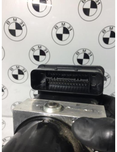 Bloc ABS (freins anti-blocage) BMW SERIE 1 E87 PHASE 2 Diesel