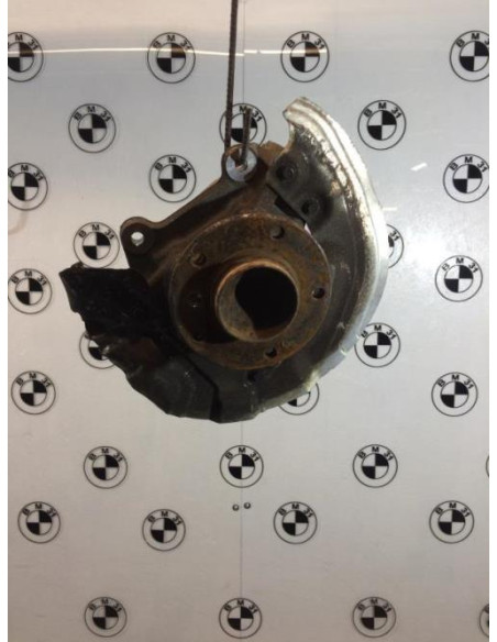 Fusee avant droit BMW SERIE 3 E92 COUPE PHASE 1 Essence