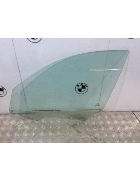 Vitre avant gauche BMW SERIE 3 E90 PHASE 1 Diesel