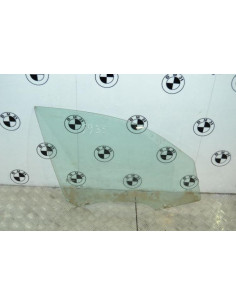 Vitre avant droit BMW SERIE 1 E87 PHASE 1 Diesel