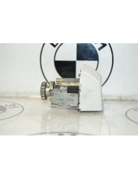 Barillet porte avant gauche BMW SERIE 1 F20 PHASE 1 Diesel