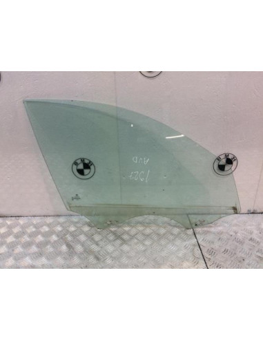 Vitre avant droit BMW SERIE 3 E90 PHASE 1 Diesel