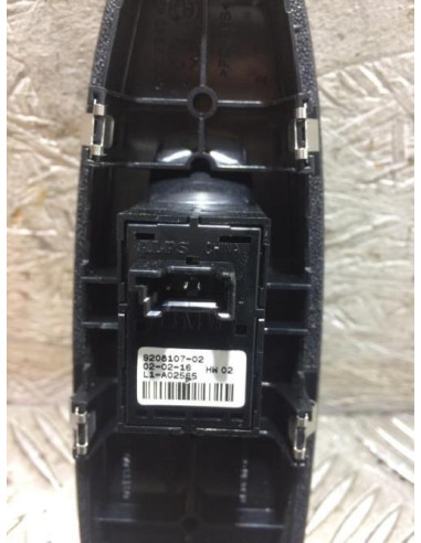 Interrupteur de leve vitre avant droit BMW SERIE 1 F20 PHASE 1 