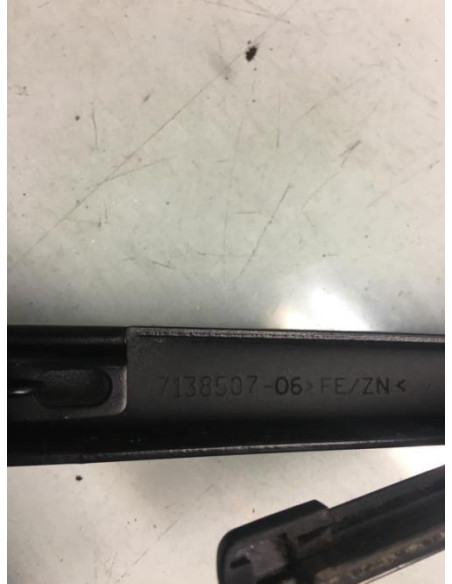 Bras essuie glace arriere BMW SERIE 1 E81 Diesel