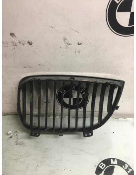 Grille de calandre droite BMW SERIE 1 E87 PHASE 1 Diesel