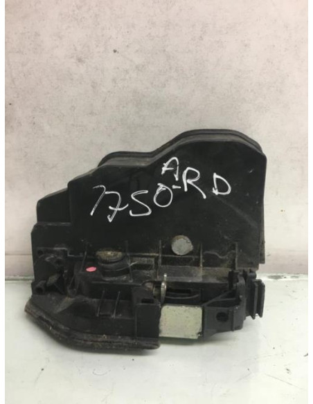 Serrure arriere droit BMW SERIE 1 E87 PHASE 1 Diesel