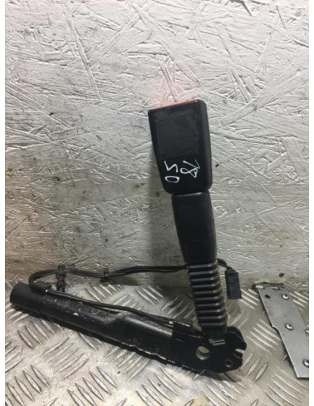 Pretensionneur de ceinture avant droit BMW SERIE 1 E87 PHASE 1 Diesel