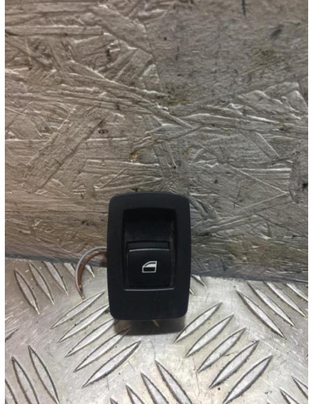 Interrupteur de leve vitre arriere gauche BMW SERIE 1 E87 PHASE 2 Diesel