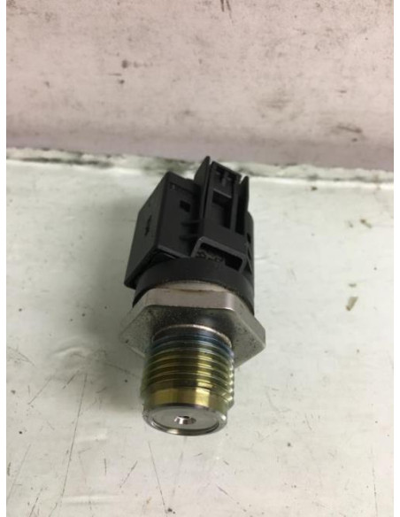 Capteur de pression de rampe injection BMW X1 E84 PHASE 1 