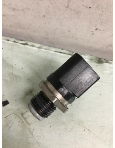 Capteur de pression de rampe injection BMW SERIE 1 E81 