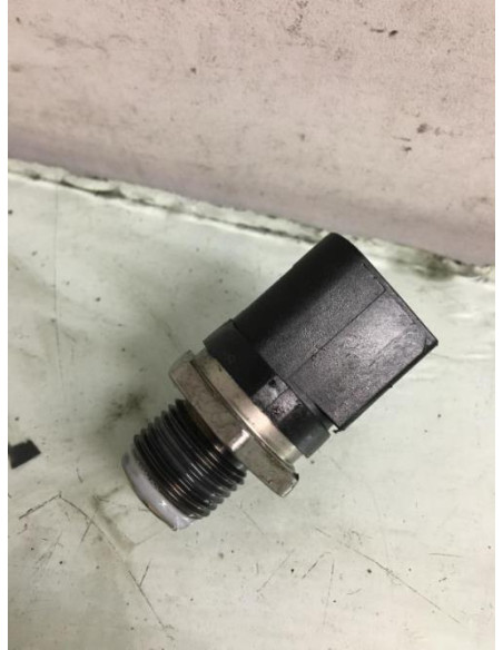 Capteur de pression de rampe injection BMW SERIE 1 E81 