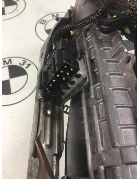 Colonne de direction BMW X6 E71 PHASE 1 Essence