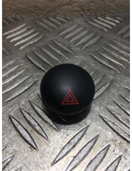 Bouton de warning MINI MINI 2 R56 PHASE 1 Essence