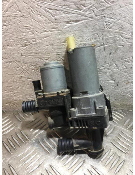Robinet de chauffage BMW X3 E83 PHASE 1 Diesel