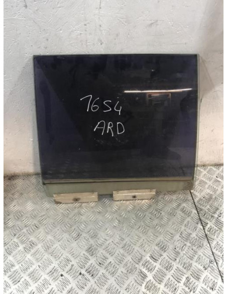 Vitre arriere droit BMW SERIE 5 E34 TOURING BREAK Diesel