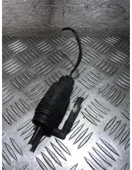 Pompe lave glace avant BMW SERIE 5 E61 TOURING PHASE 1 BREAK Diesel