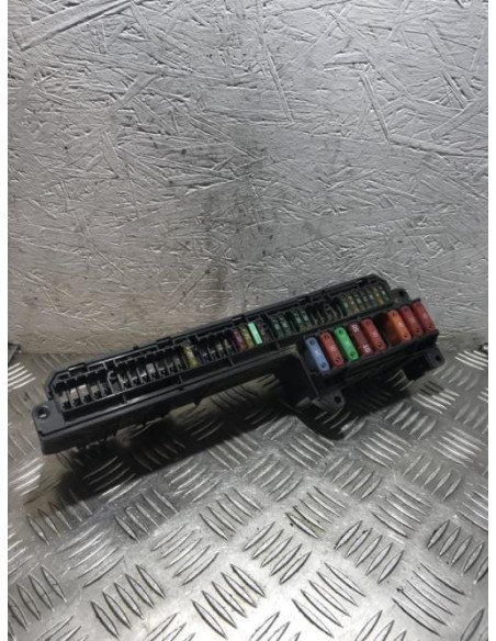 Porte fusible BMW SERIE 5 E61 TOURING PHASE 1 BREAK Diesel