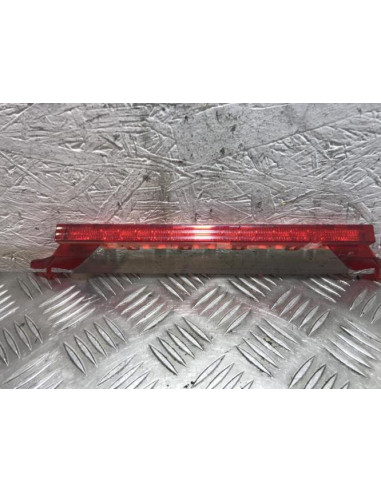 Feu arriere stop central BMW SERIE 1 E87 PHASE 2 Diesel