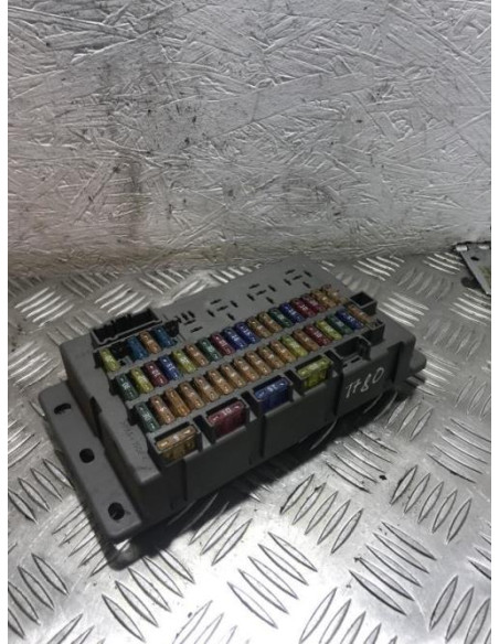 Porte fusible MINI MINI 1 R50/R53 PHASE 1 Essence