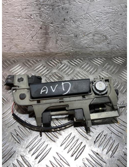 Poignee porte avant droit BMW SERIE 5 E34 