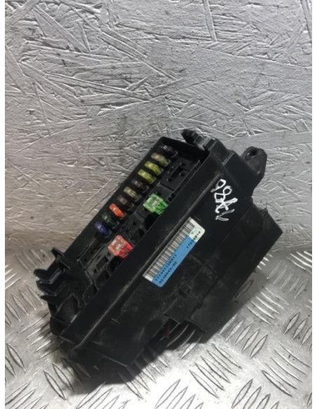 Porte fusible MINI MINI 2 R56 PHASE 2 Essence