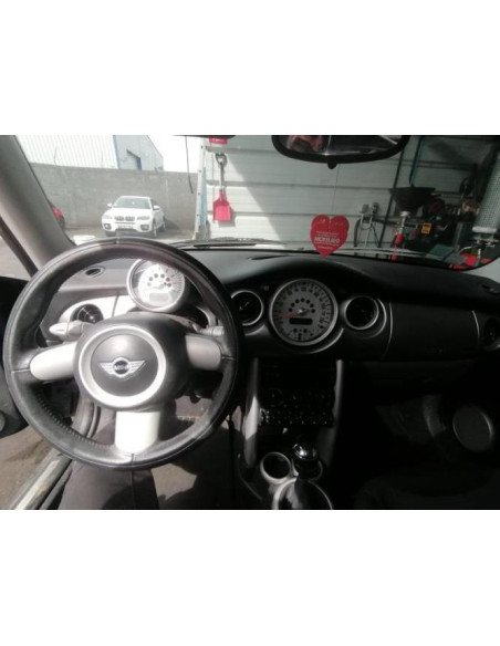 Aile avant droit MINI MINI 1 R50/R53 PHASE 1 Essence