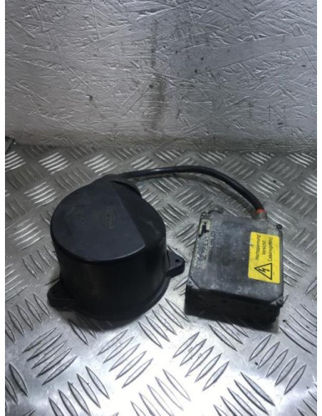 Boitier xenon BMW X5 E53 Essence