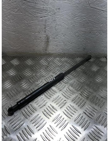 Verin de capot BMW SERIE 1 E87 PHASE 1 Essence