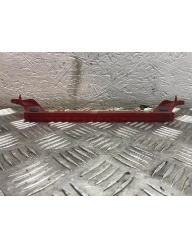 Feu arriere stop central BMW SERIE 1 E81 Diesel