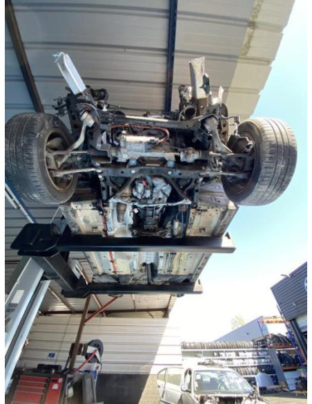 Etrier avant gauche (freinage) BMW SERIE 1 F20 PHASE 1 Diesel