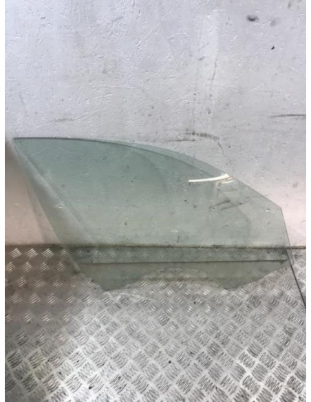 Vitre avant droit BMW SERIE 1 F20 PHASE 1 Diesel