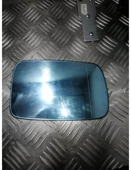 Glace retroviseur droit bmw  