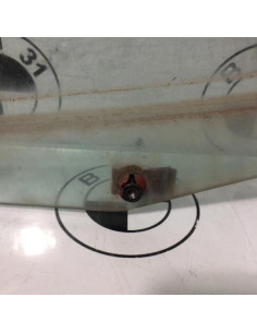 Vitre arriere droit BMW SERIE 3 E46 PHASE 1 Essence
