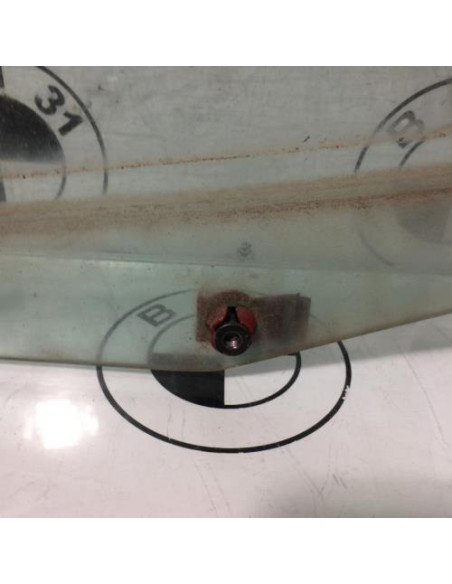 Vitre arriere droit BMW SERIE 3 E46 PHASE 1 Essence