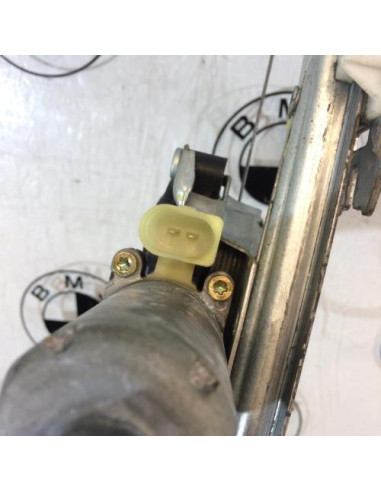 Leve vitre electrique arriere gauche BMW SERIE 3 E46 PHASE 1 Essence