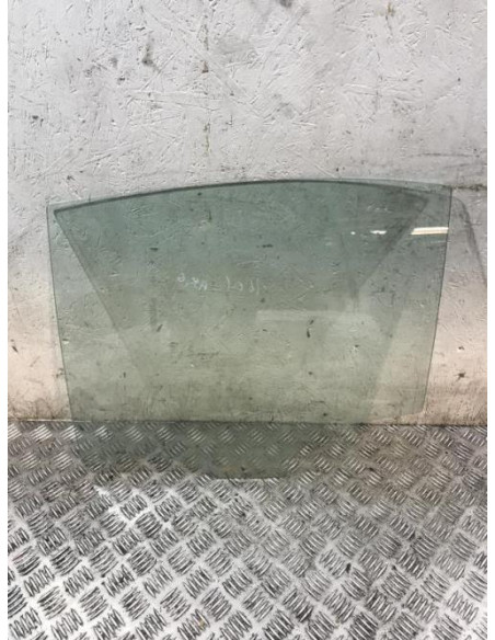 Vitre arriere gauche BMW SERIE 3 F30 PHASE 1 Diesel