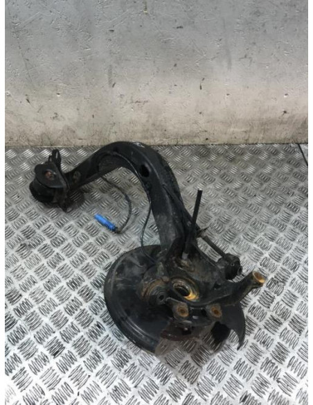 Fusee arriere gauche BMW X3 E83 PHASE 1 Essence