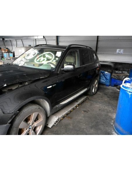 Fusee arriere gauche BMW X3 E83 PHASE 1 Essence