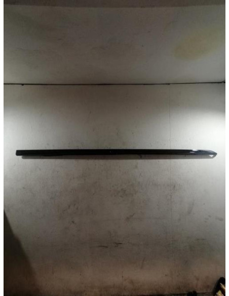 Bas de caisse droit BMW F40 