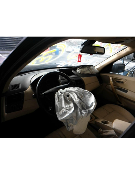 Vitre arriere droit BMW X3 E83 PHASE 1 Essence