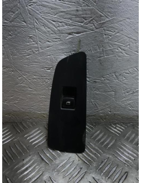 Interrupteur de leve vitre avant droit BMW SERIE 1 E87 PHASE 2 Diesel