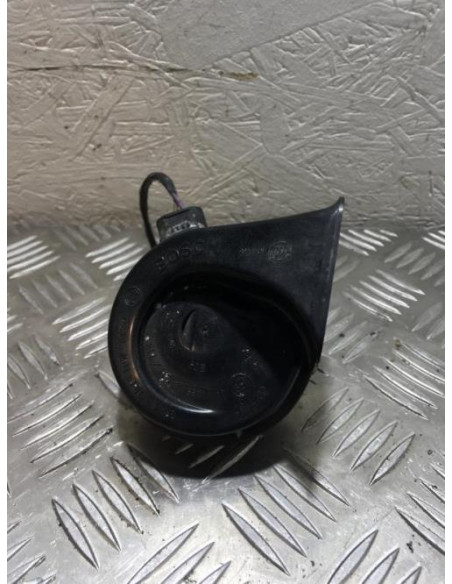 Avertisseur/Klaxon BMW SERIE 1 E87 PHASE 2 Essence
