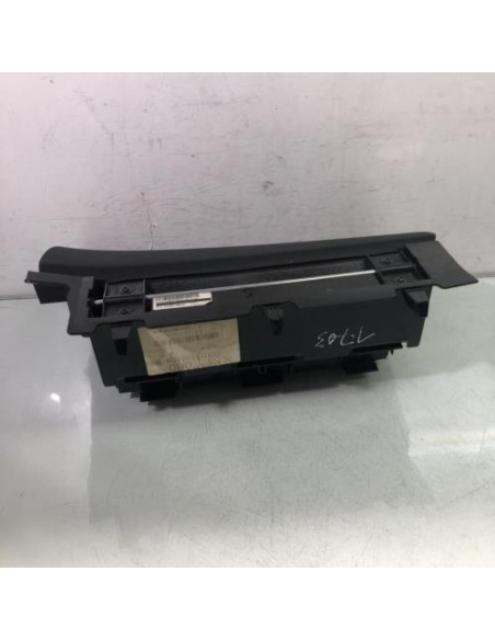 Boite a gants BMW X3 E83 PHASE 2 Diesel