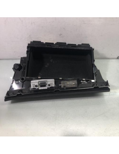 Boite a gants BMW X3 E83 PHASE 2 Diesel