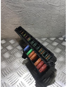 Porte fusible BMW SERIE 5 E61 TOURING PHASE 1 BREAK Diesel