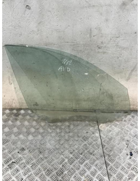 Vitre avant droit BMW SERIE 3 E90 PHASE 2 Diesel