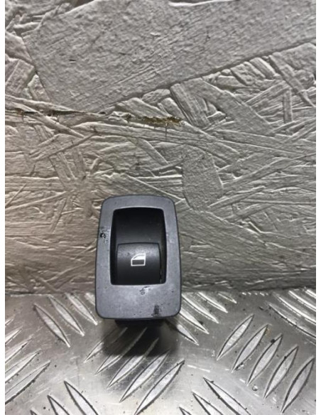 Interrupteur de leve vitre BMW SERIE 1 E87 PHASE 2 Diesel